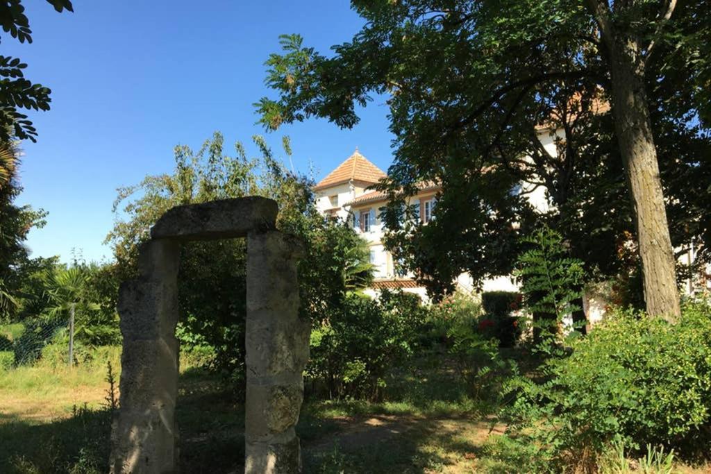 Domaine De Menerque - Petit Chateau Avec Piscine Lisle-sur-Tarn المظهر الخارجي الصورة